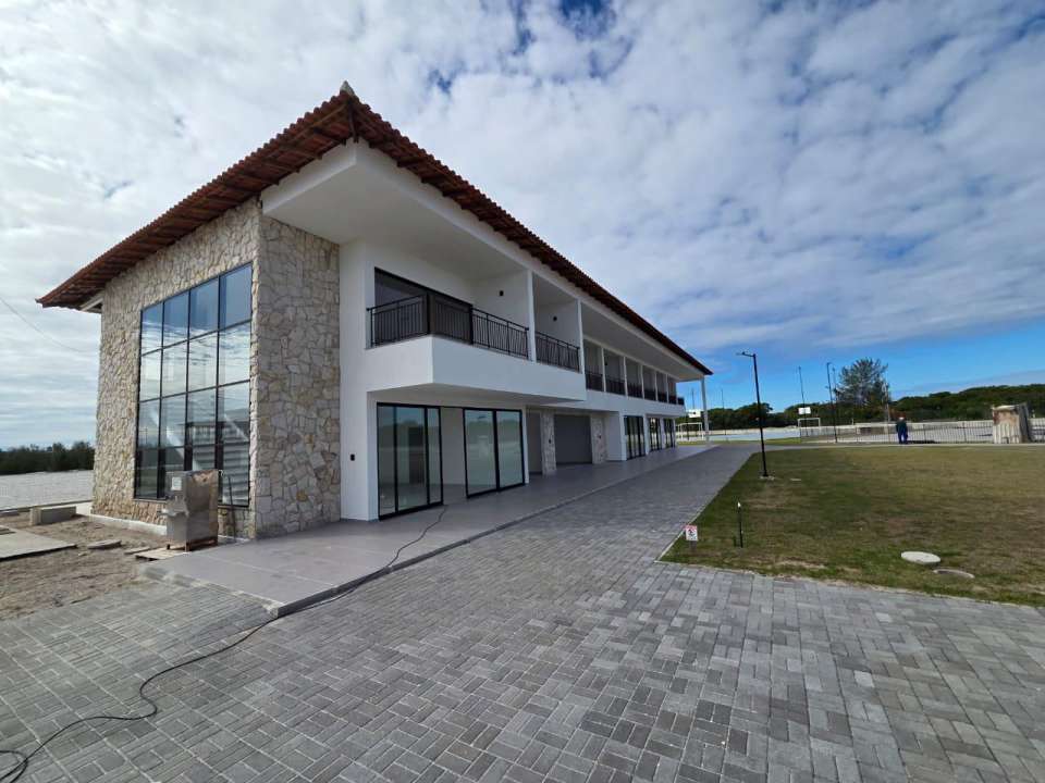 Conheça Lote à venda Av Roberto Silveira,Arraial do Cabo,RJ - R$ 180.000 - WCBPS - 34 34