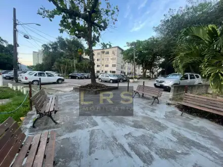 Apartamento à venda Estrada Santa Maura,Rio de Janeiro,RJ - R$ 220.000