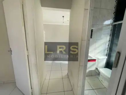 Apartamento à venda Rua Oliva Maia,Rio de Janeiro,RJ - R$ 140.000