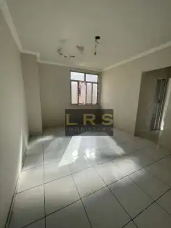 Apartamento à venda Rua Oliva Maia,Rio de Janeiro,RJ - R$ 140.000