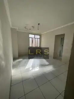 Apartamento à venda Rua Oliva Maia,Rio de Janeiro,RJ - R$ 140.000