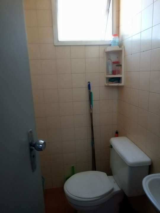 Conheça Excelente Sala no Centro da Penha- Venda ou Locação - 5036A - 8 8