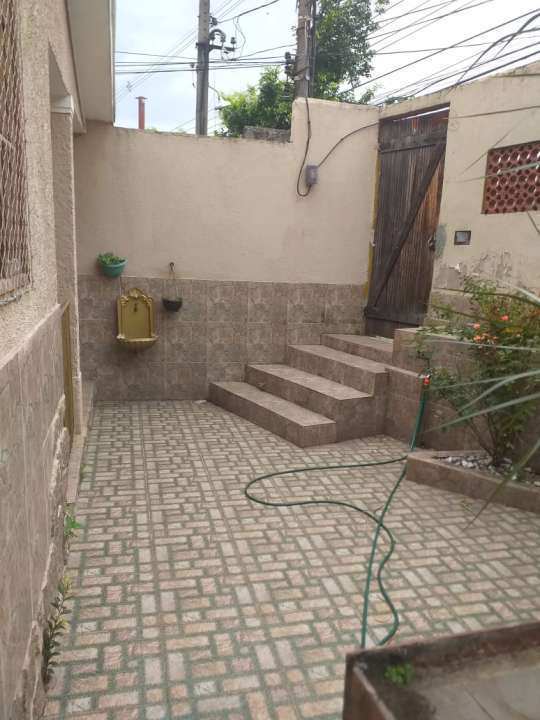 Conheça Excelente Casa de frente com 3Quartos em Braz de Pina-VENDA - 3015 - 5 5