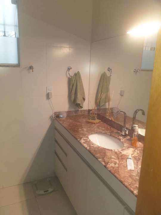 Conheça Excelente Casa na Penha -Venda - 2038 - 12 12