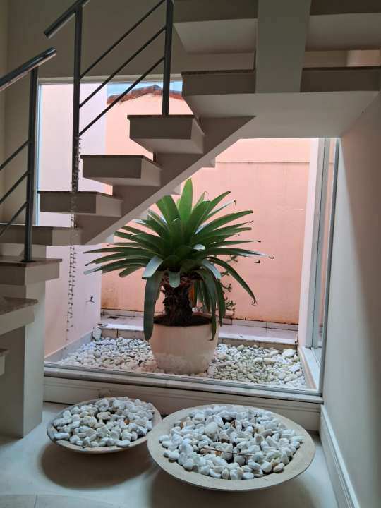 Conheça Maravilhosa Casa Duplex em Vargem Grande -Venda - 1012 - 15 15