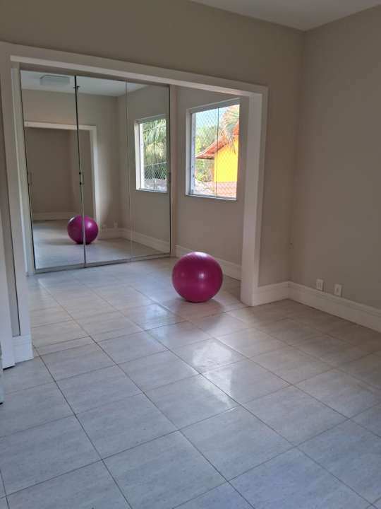 Conheça Maravilhosa Casa Duplex em Vargem Grande -Venda - 1012 - 38 38