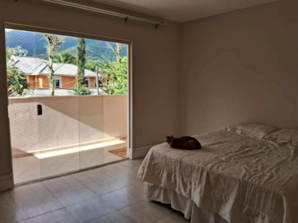 Conheça Maravilhosa Casa Duplex em Vargem Grande -Venda - 1012 - 40 40