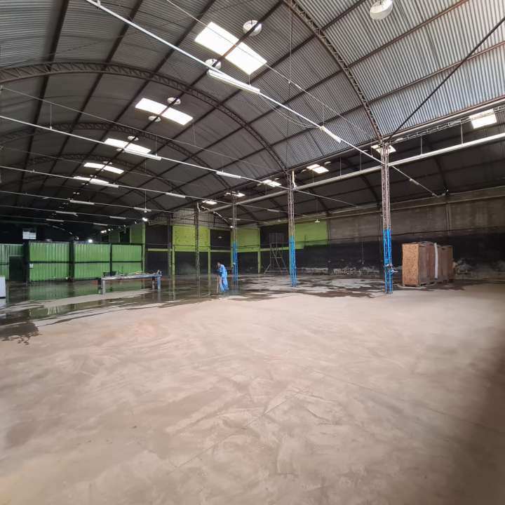 Conheça Excelentes Complexos com 4 Galpões Juntos em Belford Roxo-Venda - 5099 - 6 6