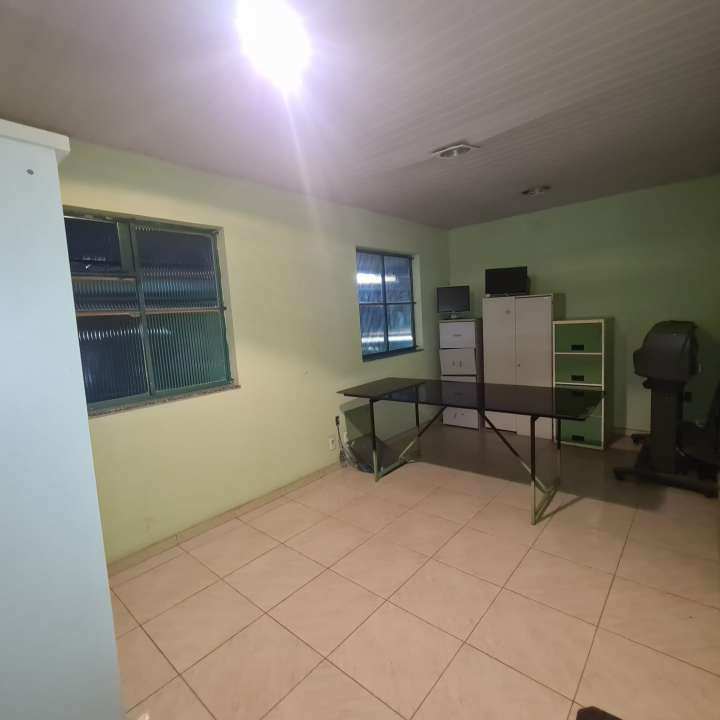 Conheça Excelentes Complexos com 4 Galpões Juntos em Belford Roxo-Venda - 5099 - 19 19