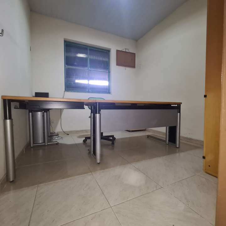 Conheça Excelentes Complexos com 4 Galpões Juntos em Belford Roxo-Venda - 5099 - 32 32