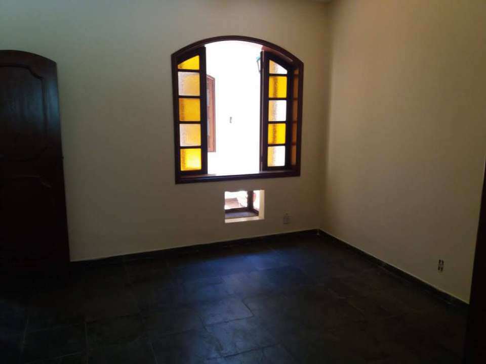 Conheça Excelente Casa na Penha -Venda - 1013 - 7 7