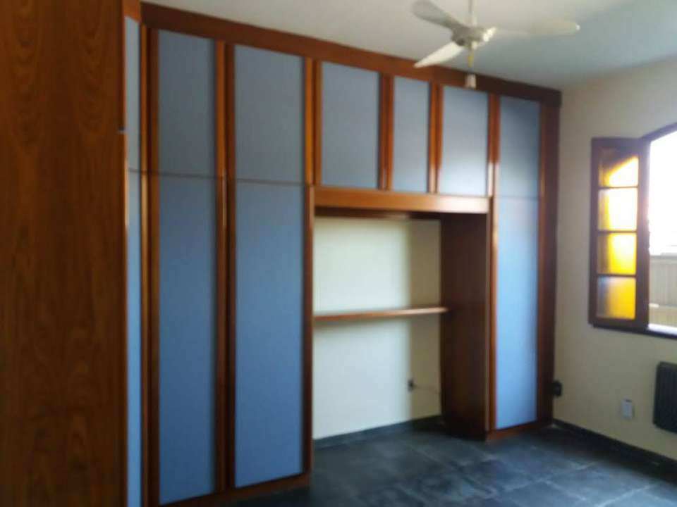 Conheça Excelente Casa na Penha -Venda - 1013 - 10 10