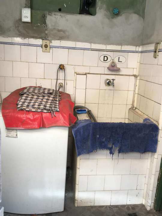 Conheça Excelentes Duas Casas (Frente/Fundos) + Uma Kitnet-Venda na Penha - 1023 - 21 21
