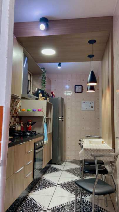 Conheça Excelentes Duas Casas (Frente/Fundos) + Uma Kitnet-Venda na Penha - 1023 - 72 72