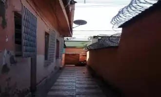 Conheça Excelente Casa Triplex em Olaria -Venda - 4011 - 24 24