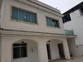 Conheça Excelente Casa com Salão em 2 Ambientes em Bras de Pina -Venda - 4-044 - 3 3