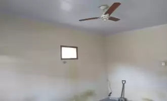 Conheça Ótima Casa Geminada em Parada de Lucas - 4024 - 9 9