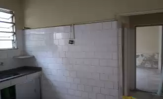 Conheça Ótima Casa Geminada em Parada de Lucas - 4024 - 11 11