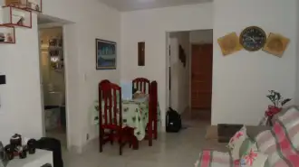 Conheça Lindo Aptº 02 Dormitórios em Olaria - 270 - 2 2