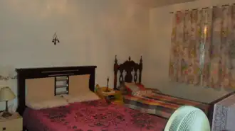 Conheça Casa de Fundos 02 Quartos na Penha - 441 - 9 9