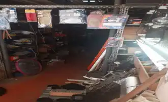 Excelente Loja de Material Elétrico e Hidráulico em Marechal Hermes-Venda - 5054