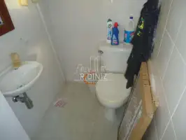 banheiro de serviço - 22