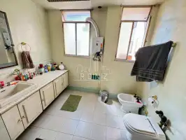 40 40
