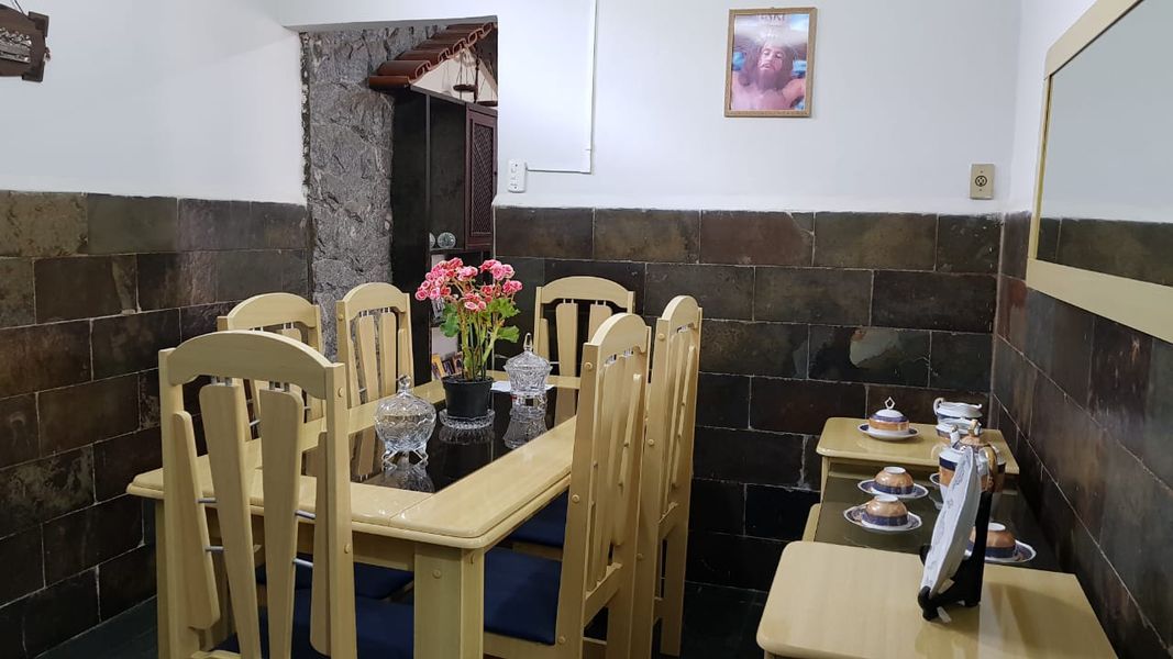 Conheça IMÓVEL, CASA A VENDA, CENTRO, PEDRO LEOPOLDO, MINAS GERAIS - VCS34 - 8 8