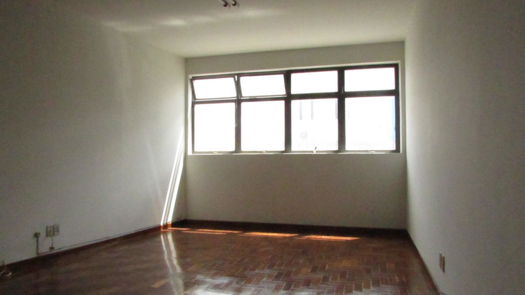 Conheça IMÓVEL, CASA A VENDA, NO BAIRRO CENTRO NA CIDADE DE PEDRO LEOPOLDO, MINAS GERAIS - VCS238 - 5 5