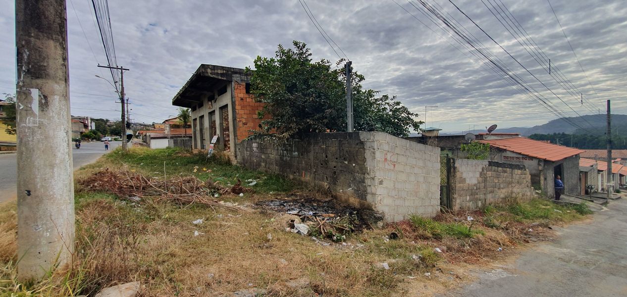 Conheça Imóvel, Lote, à Venda, Adélia Issa, Pedro Leopoldo, MG - VLT046 - 5 5
