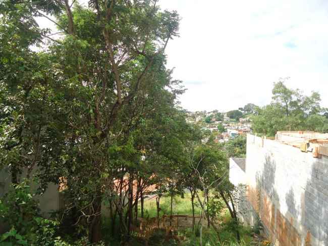 Conheça Lote à venda Pedro Leopoldo,MG - vlt003 - 4 4