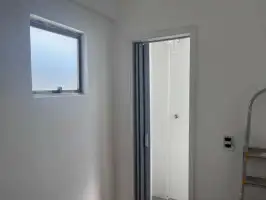 Conheça Apartamento locação, 67m², vaga coberta carro e moto, sol manhã, infra total no play, indevassável, São Francisco Xavier, Grande Tijuca/RJ - R$ 1.600 - MAR1899 - 13 13