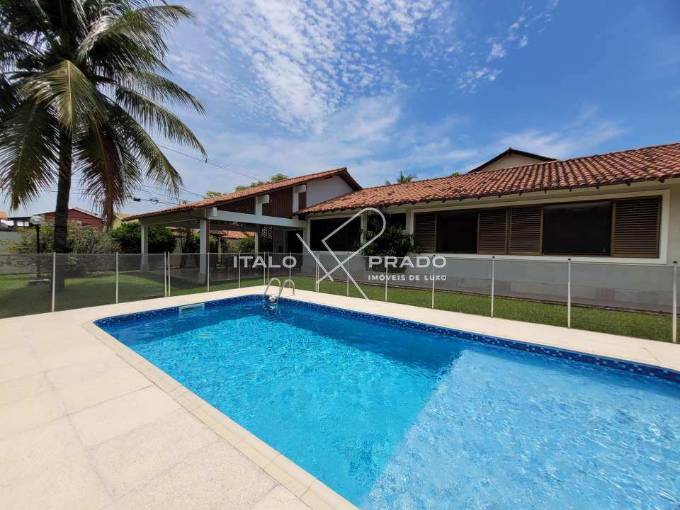 Diferenciado - Casa linear de rua À VENDA, Itaipu/ Piratininga, Niterói, RJ - IP0222